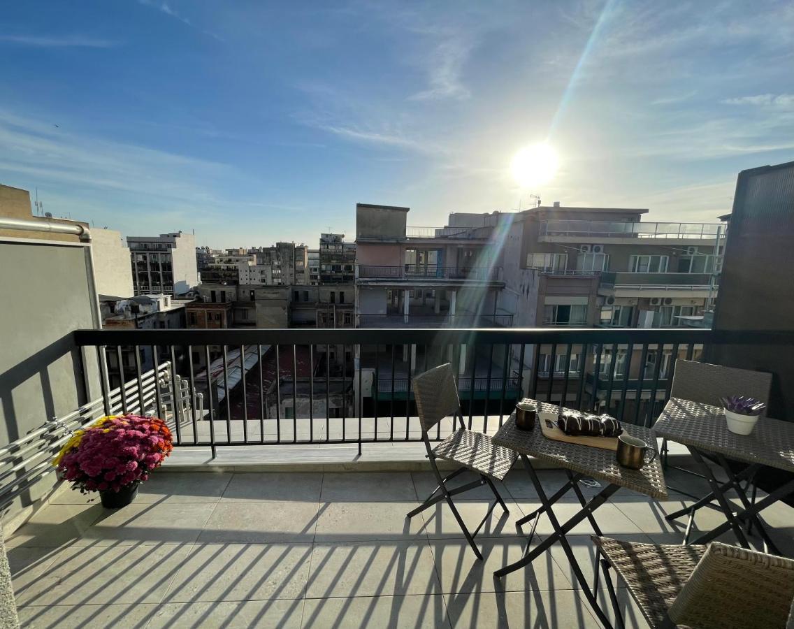 Thesspacious Apartment 塞萨洛尼基 外观 照片